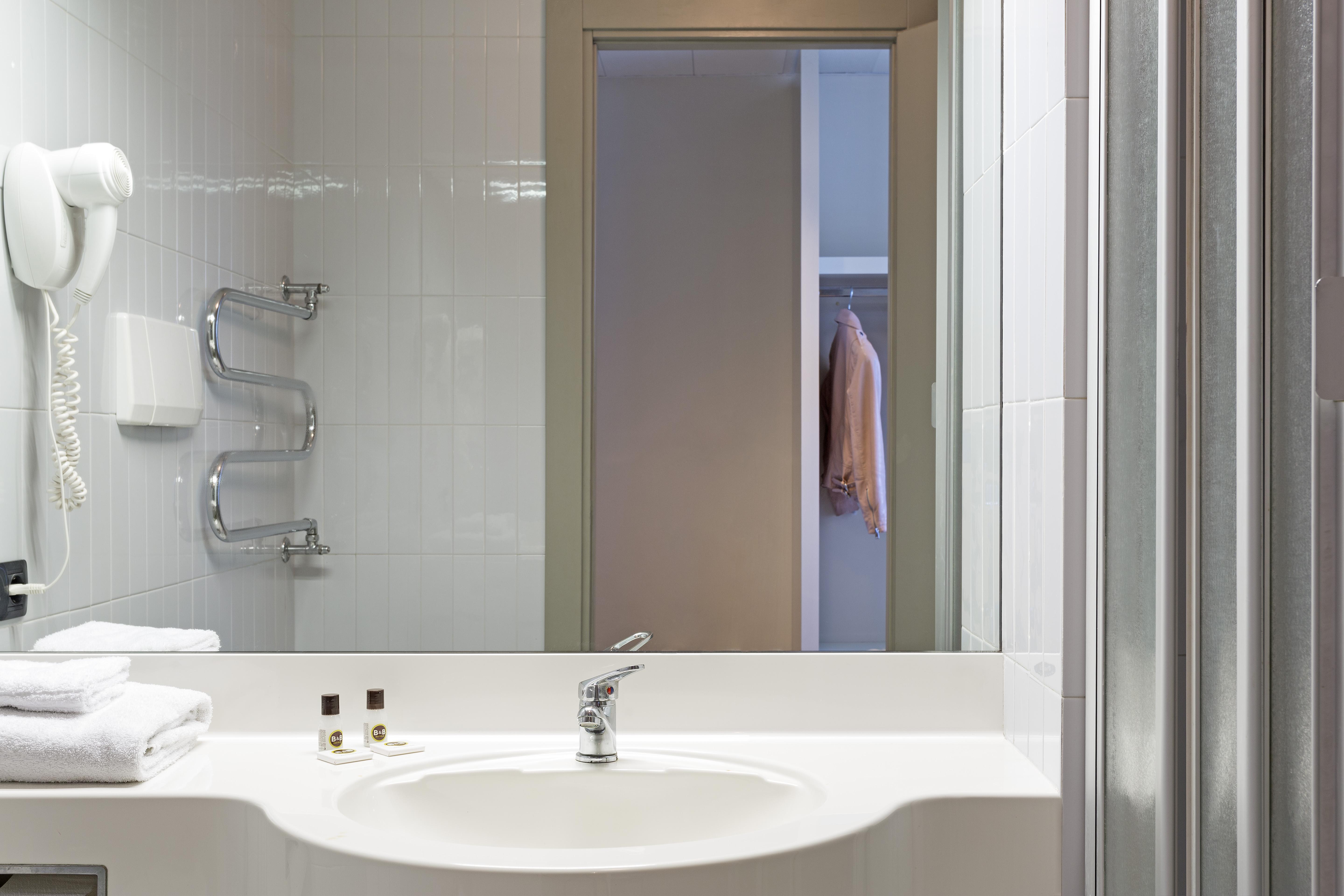Hotel B&B Hotel Ferrara 3*
