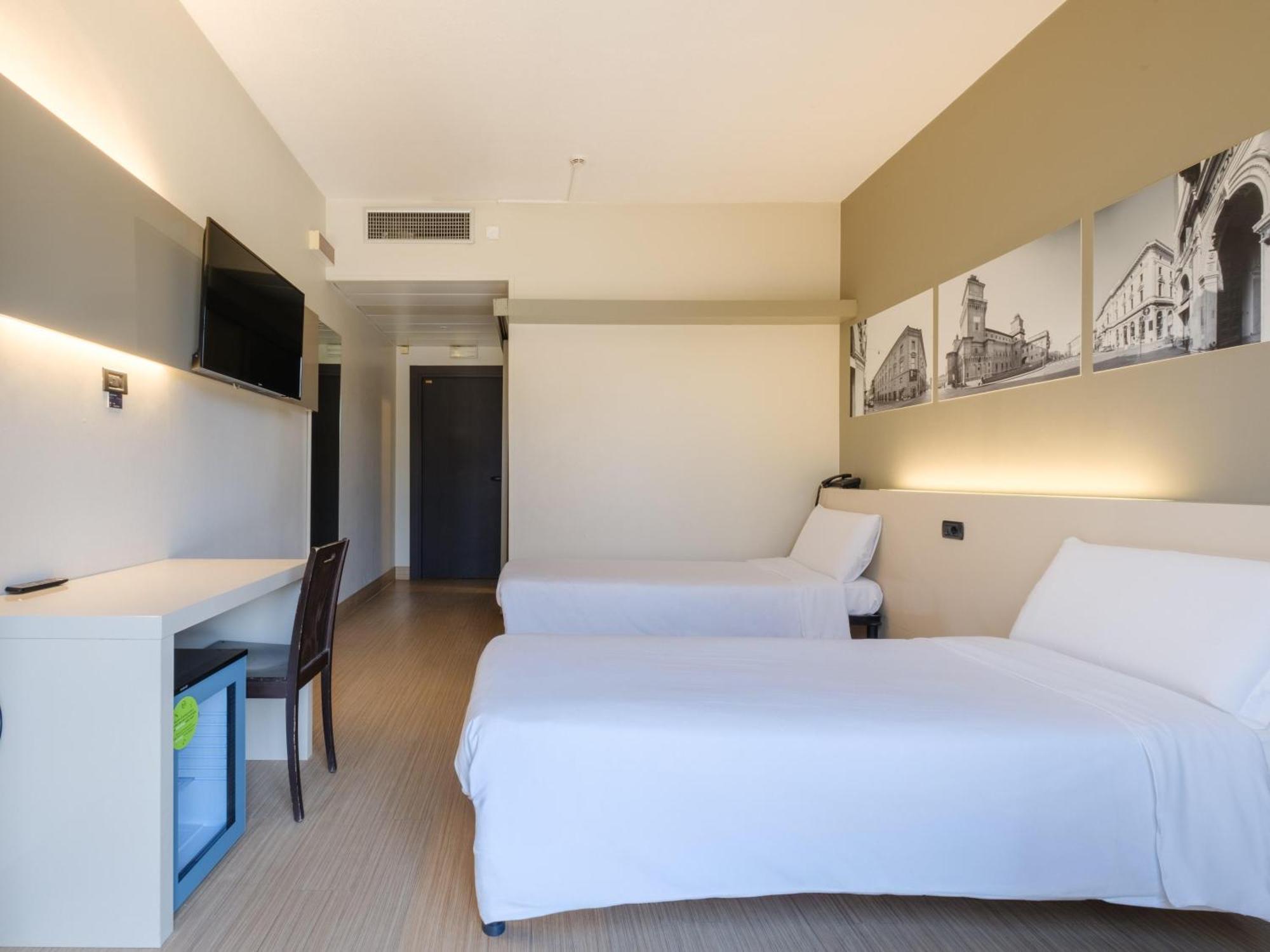 Hotel B&B Hotel Ferrara 3*